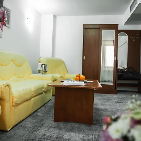 Parc Hotel 3*