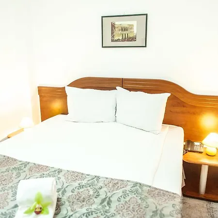 Parc Hotel 3*
