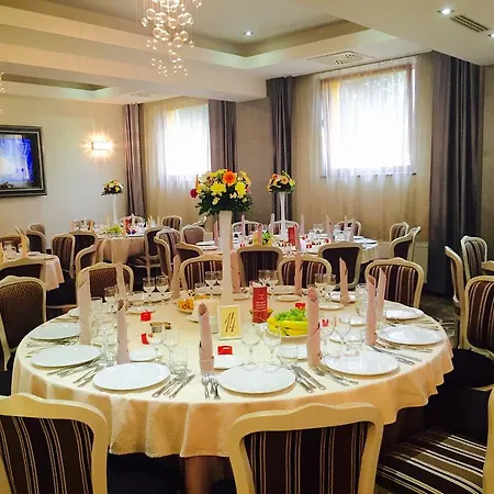 Parc Hotel 3*