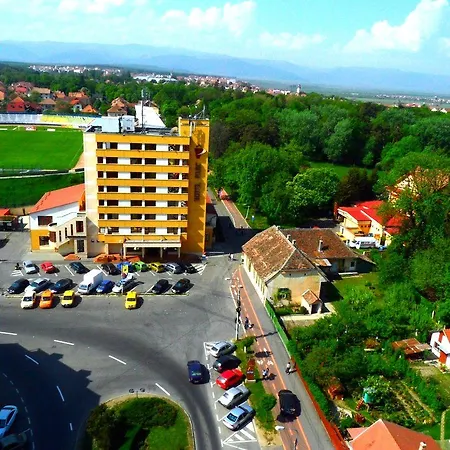 Parc Hotel 3*